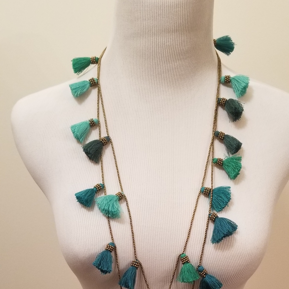 Handmade Tassel Necklace - Picture 2 of 8